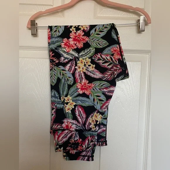 Mink PinkTropical Print Leggings - Picture 3 of 9